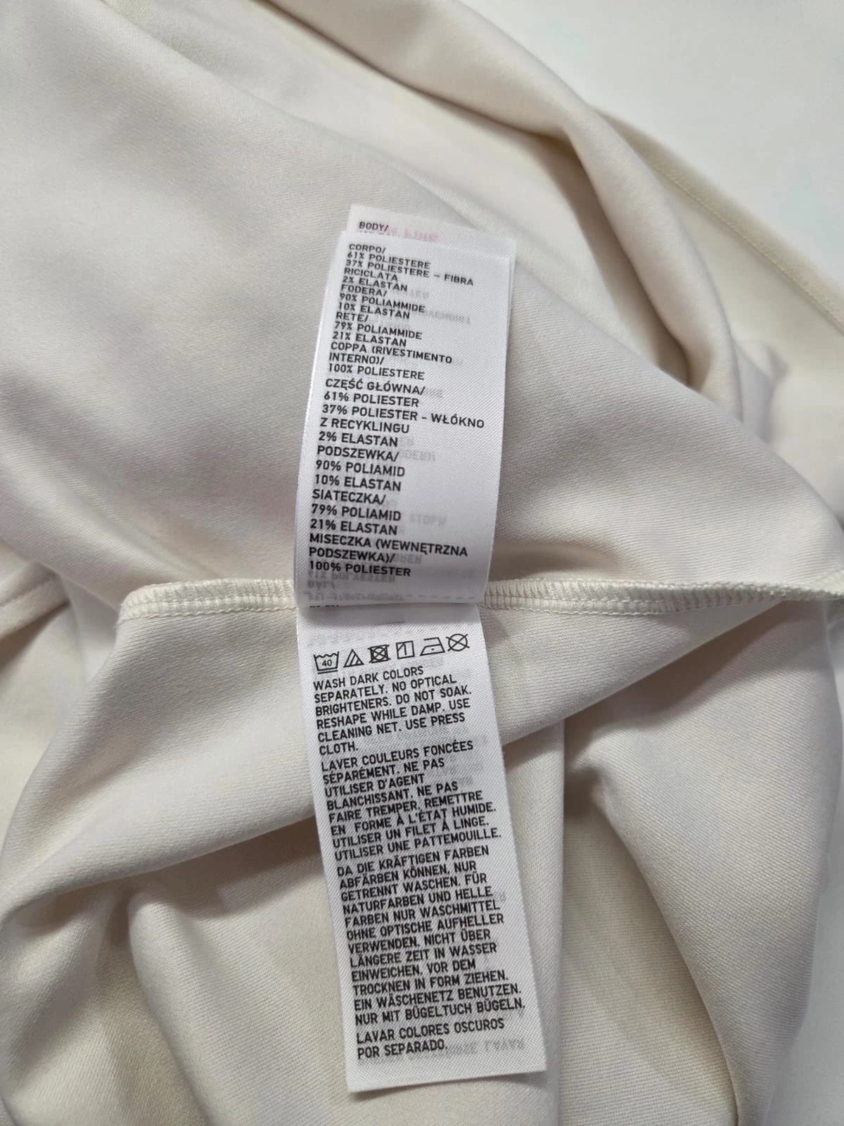 Sukienka midi Uniqlo w rozmiarze S