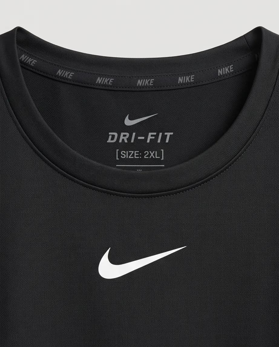 Czarna koszulka Nike damska - widok 2