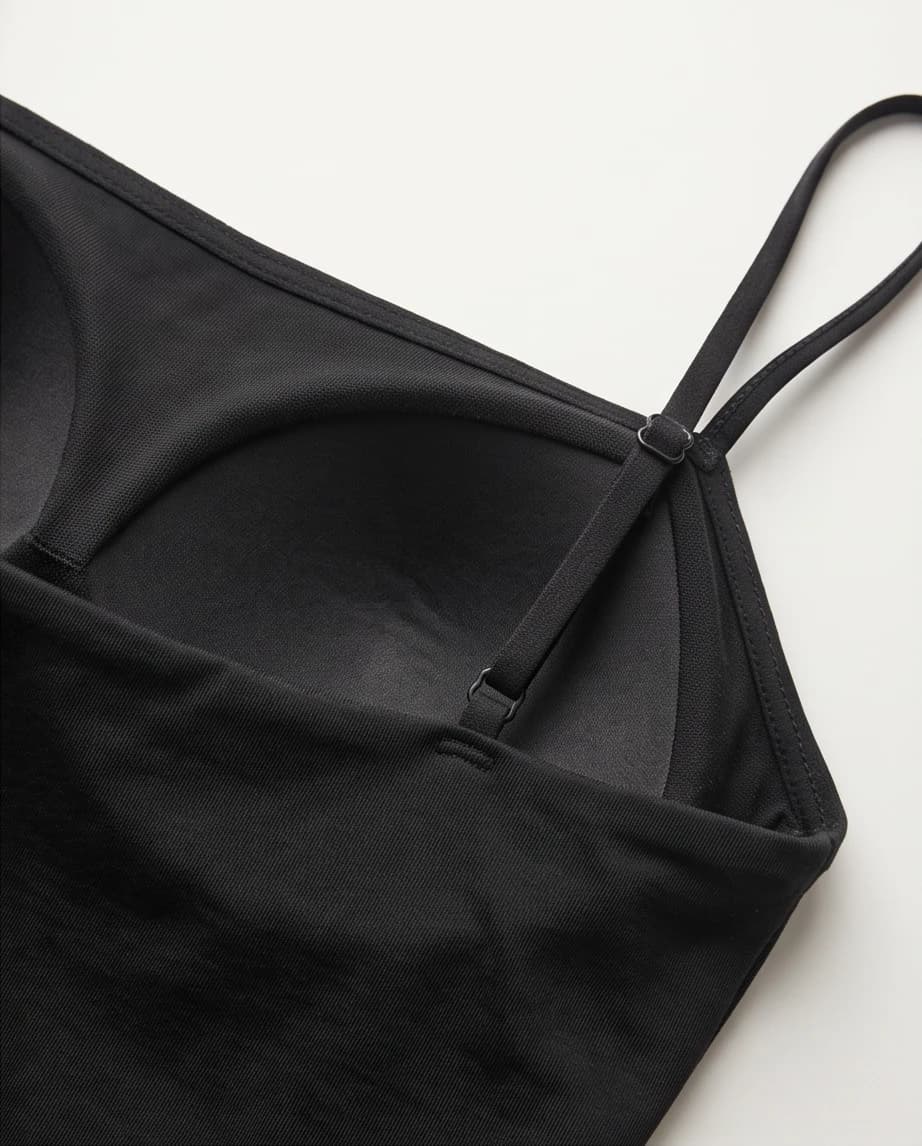 Top z wbudowanym biustonoszem uniqlo  2