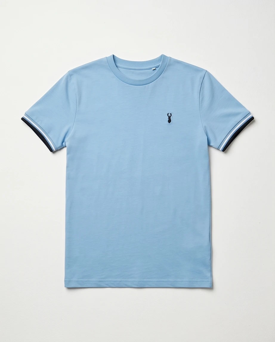 Klasyczny błękitny t-shirt