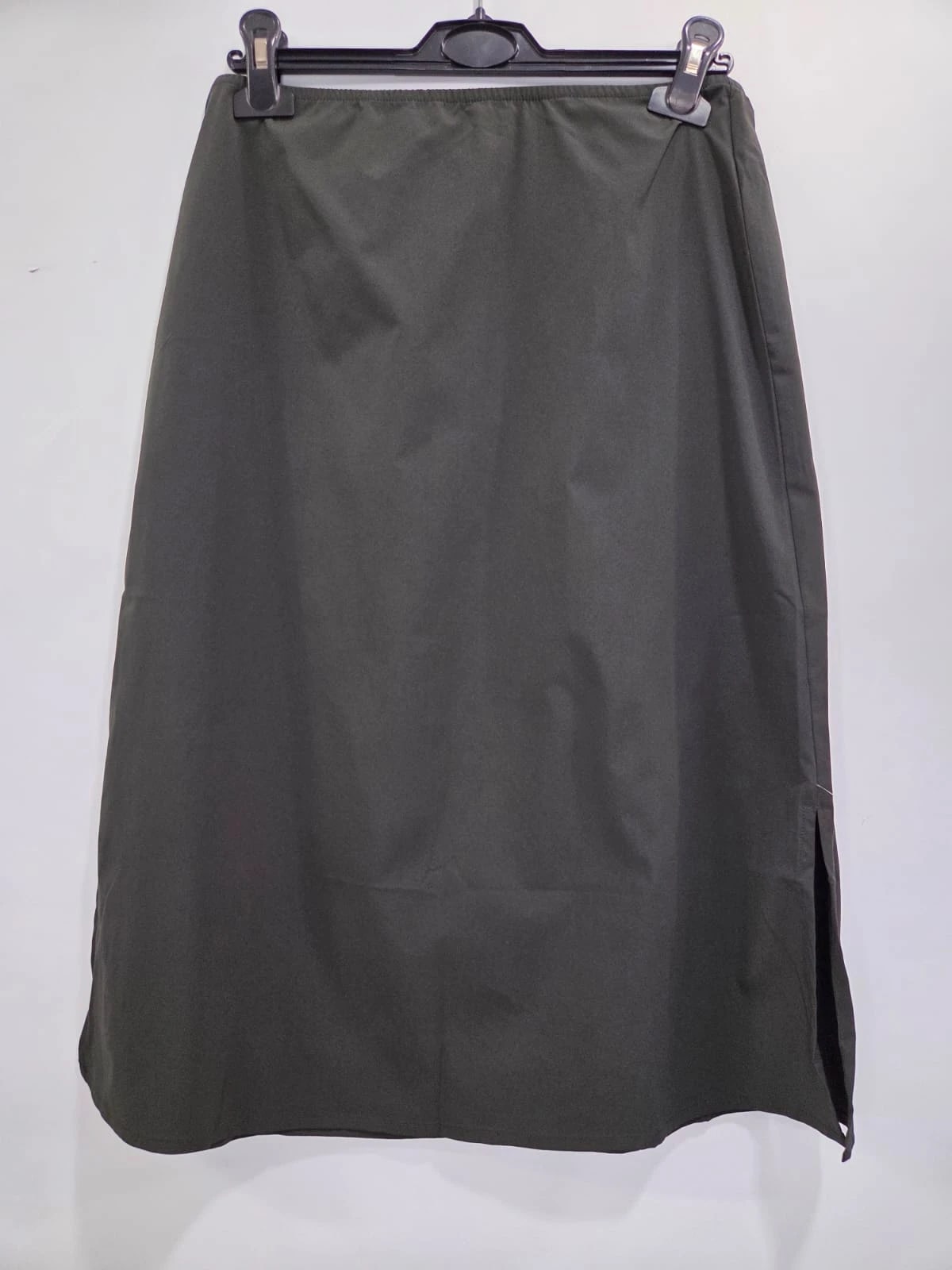 Ciemnozielone halka Uniqlo - widok 2