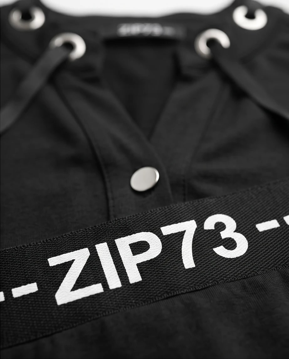 Czarna sukienka ZIP73 - widok 2